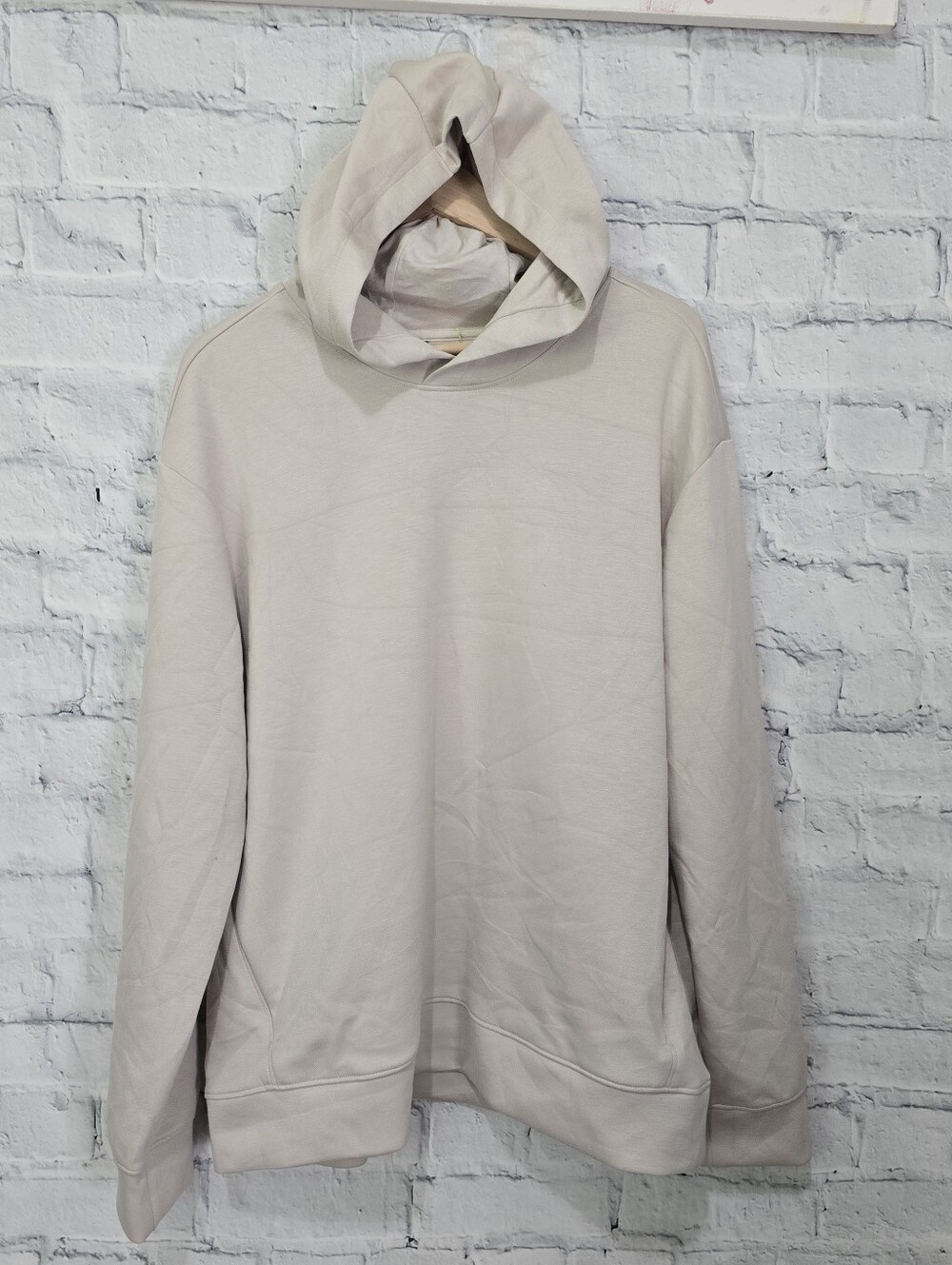 All In Motion Hoodie Sweatshirt Sweater various Sizes Beige Long Sleeve BOX